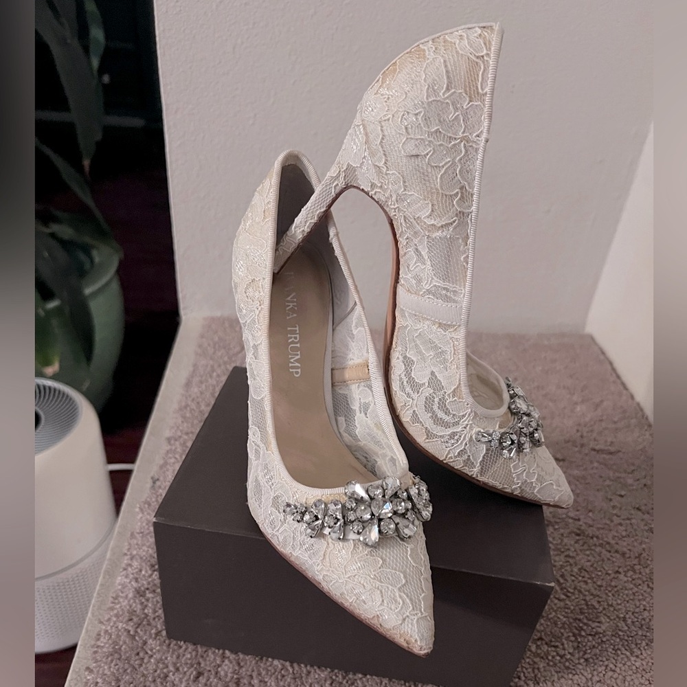 Elegant Ivanka Trump stilettos